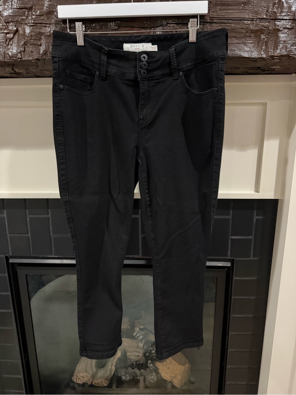 Torrid Size 14 Black Skinny Jeans 3 Button Stretch Denim